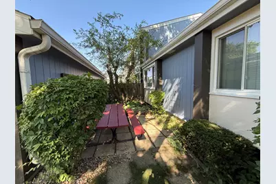550 Sundance Drive, Bolingbrook, IL 60440 - Photo 2