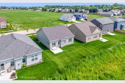 347 N Aspen Drive, Cortland, IL 60112 - Photo 4