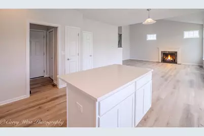 359 N. Aspen Drive, Cortland, IL 60112 - Photo 20