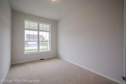 359 N. Aspen Drive, Cortland, IL 60112 - Photo 8