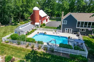 688 W South St, Woodstock, IL 60098 - Photo 16