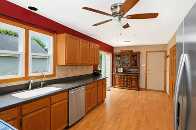 506 Old Country Way, Wauconda, IL 60084 - Photo 6
