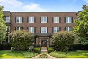 1350 N Western Ave, Lake Forest, IL 60045 - Photo 1