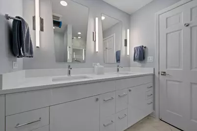 1350 N Western Avenue #111, Lake Forest, IL 60045 - Photo 14