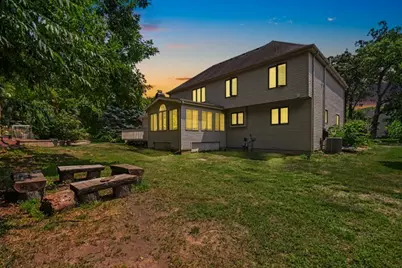 615 E Bailey Road, Naperville, IL 60565 - Photo 28