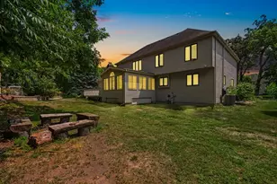 615 E Bailey Rd, Naperville, IL 60565 - Photo 28