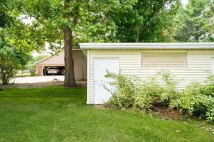 204 E Koopman Dr, Flanagan, IL 61740 - Photo 36