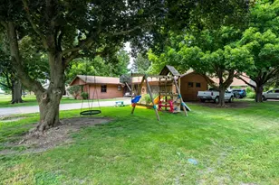 204 E Koopman Dr, Flanagan, IL 61740 - Photo 30