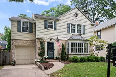 2755 Lawndale Avenue, Evanston, IL 60201 - Photo 2