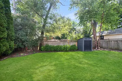 2755 Lawndale Avenue, Evanston, IL 60201 - Photo 28