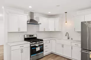 813 Audrey Ave, Joliet, IL 60436 - Photo 8