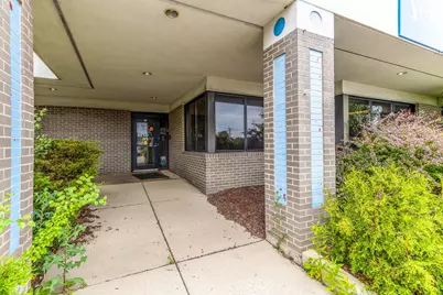 60 S Greenleaf Street, Gurnee, IL 60031 - Photo 6