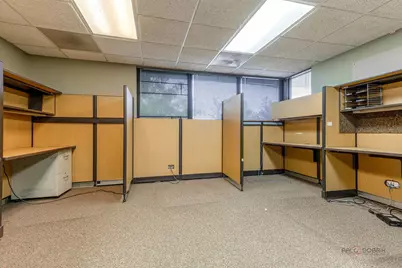 60 S Greenleaf Street, Gurnee, IL 60031 - Photo 12