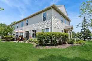 2148 Sunrise Cir, Aurora, IL 60503 - Photo 18