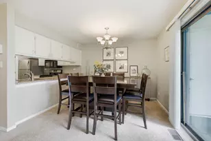 5804 Doe Cir, Westmont, IL 60559 - Photo 8