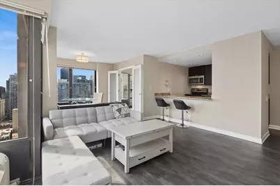 30 E Huron Street #3802, Chicago, IL 60611 - Photo 4