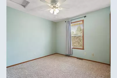 7426 Ashton Villa, Rockford, IL 61107 - Photo 20