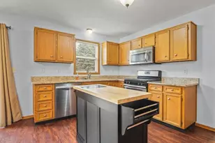 7426 Ashton Villa, Rockford, IL 61107 - Photo 6