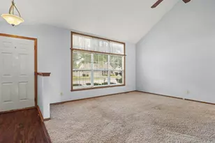 7426 Ashton Villa, Rockford, IL 61107 - Photo 14