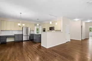 1428 Somerset Ct, Mundelein, IL 60060 - Photo 10