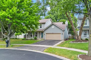912 Matthew Ct, Naperville, IL 60540 - Photo 2