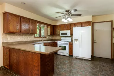 4315 W Rockton Road, Rockton, IL 61072 - Photo 10