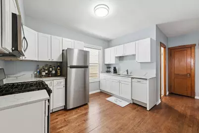 4854 W Winnemac Avenue, Chicago, IL 60630 - Photo 14