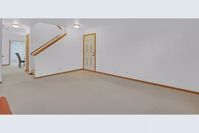 1661 W Chrysler Drive #9-1, Belvidere, IL 61008 - Photo 2