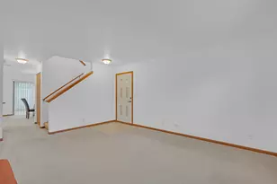 1661 W Chrysler Dr, Belvidere, IL 61008 - Photo 2
