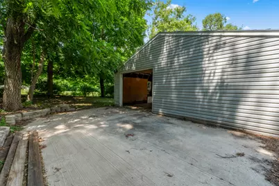 19721 US 150 Highway, Bloomington, IL 61705 - Photo 4
