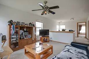 1270 Oriole Ct, Round Lake, IL 60073 - Photo 14