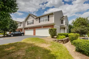 1270 Oriole Ct, Round Lake, IL 60073 - Photo 2