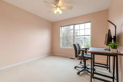 220 Meadowlark Circle, Lindenhurst, IL 60046 - Photo 16