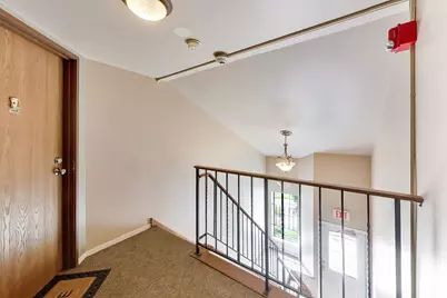 66 Gant Circle #E, Streamwood, IL 60107 - Photo 4