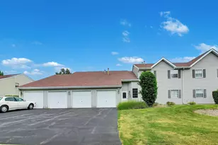 66 Gant Cir, Streamwood, IL 60107 - Photo 1