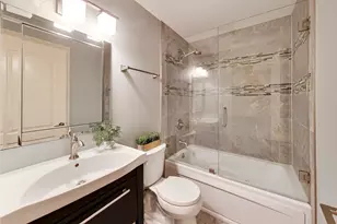66 Gant Cir, Streamwood, IL 60107 - Photo 20