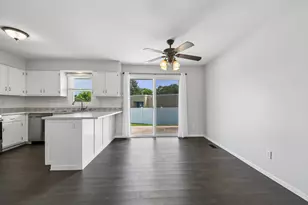 1022 Thornberry Ct, Ottawa, IL 61350 - Photo 6