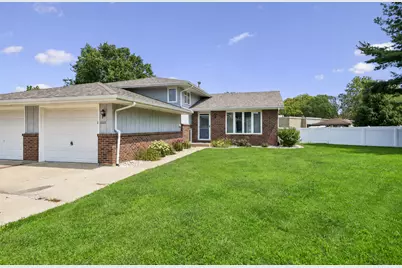 1022 Thornberry Court, Ottawa, IL 61350 - Photo 1
