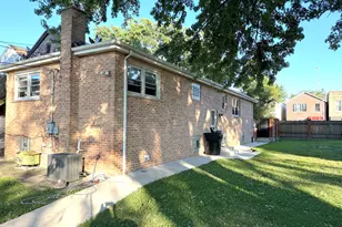 2706 S Hillock Ave, Chicago, IL 60608 - Photo 32