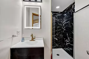 2153 Laurel Ave, Hanover Park, IL 60133 - Photo 12