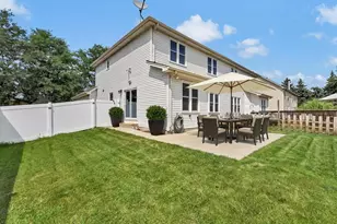 2153 Laurel Ave, Hanover Park, IL 60133 - Photo 32