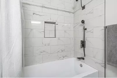 1417 W Huron Street #3E, Chicago, IL 60642 - Photo 20