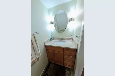 779 Pahl Road #779, Elk Grove Village, IL 60007 - Photo 8