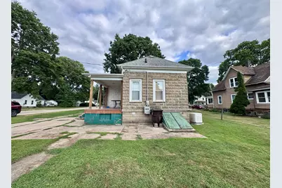 200 Jefferson Street, Henry, IL 61537 - Photo 14