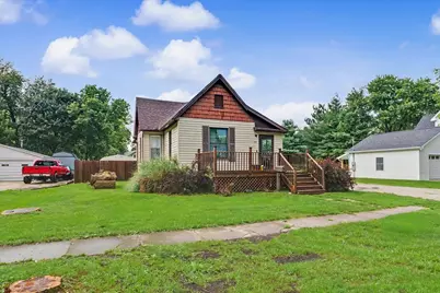 350 S Elm Street, Paxton, IL 60957 - Photo 2