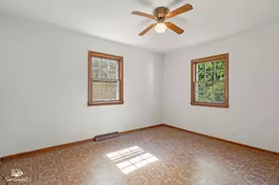 2103 Maple Rd, Joliet, IL 60432 - Photo 22