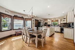 809 E Center St, Ottawa, IL 61350 - Photo 6
