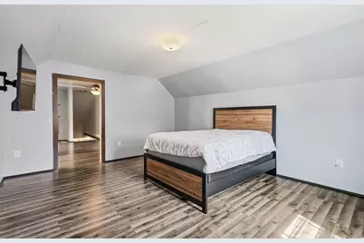 809 E Center Street, Ottawa, IL 61350 - Photo 18