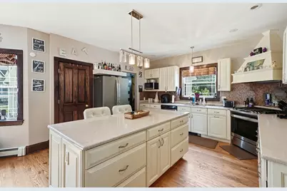 809 E Center Street, Ottawa, IL 61350 - Photo 8