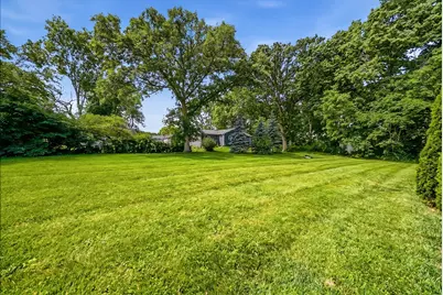 809 E Center Street, Ottawa, IL 61350 - Photo 32